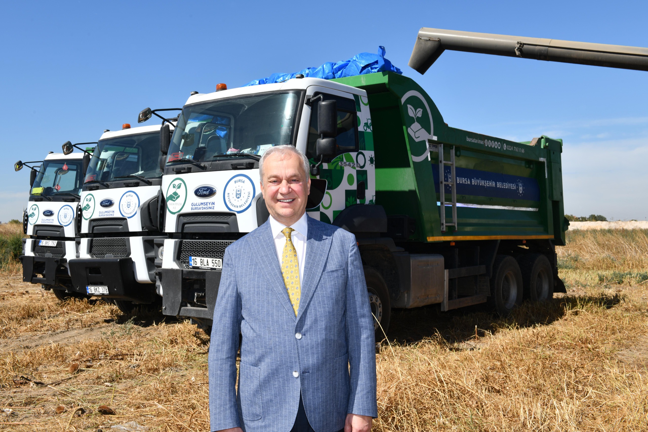 Belediye Projesinde Ayçiçeği Hasadı