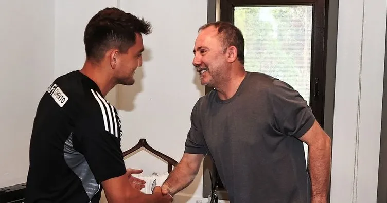 Beşiktaş’ın yeni transferi Cengiz Ünder: “Kulağım tüm dedikodulara kapalı”