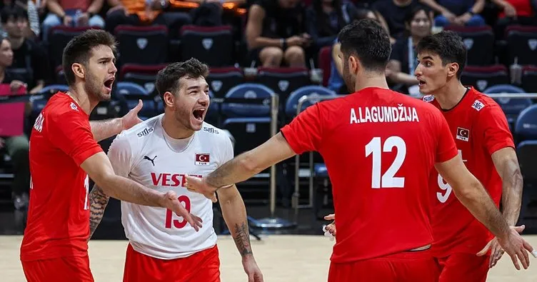 CANLI: Filenin Efeleri bir kez daha tarih yazma peşinde! Millilerin rakibi Polonya…