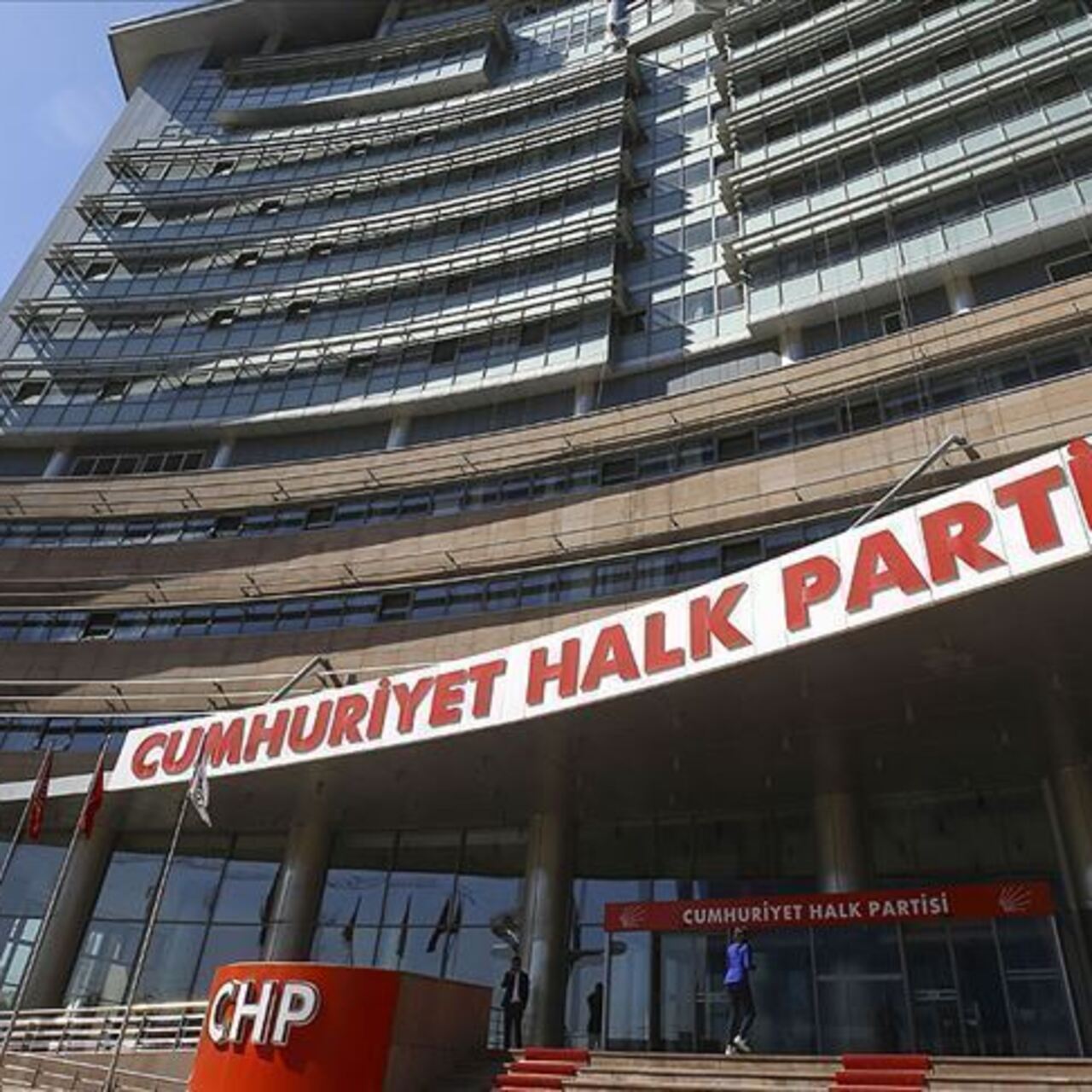 CHP olağanüstü kurultaya gidiyor
