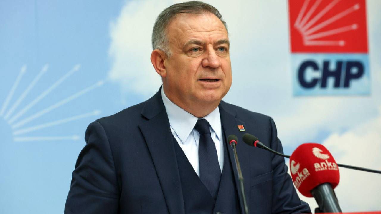 Gökhan Zeybek’ten YSK kararlarının ardından açıklama: “Bir garabete imza attı!”