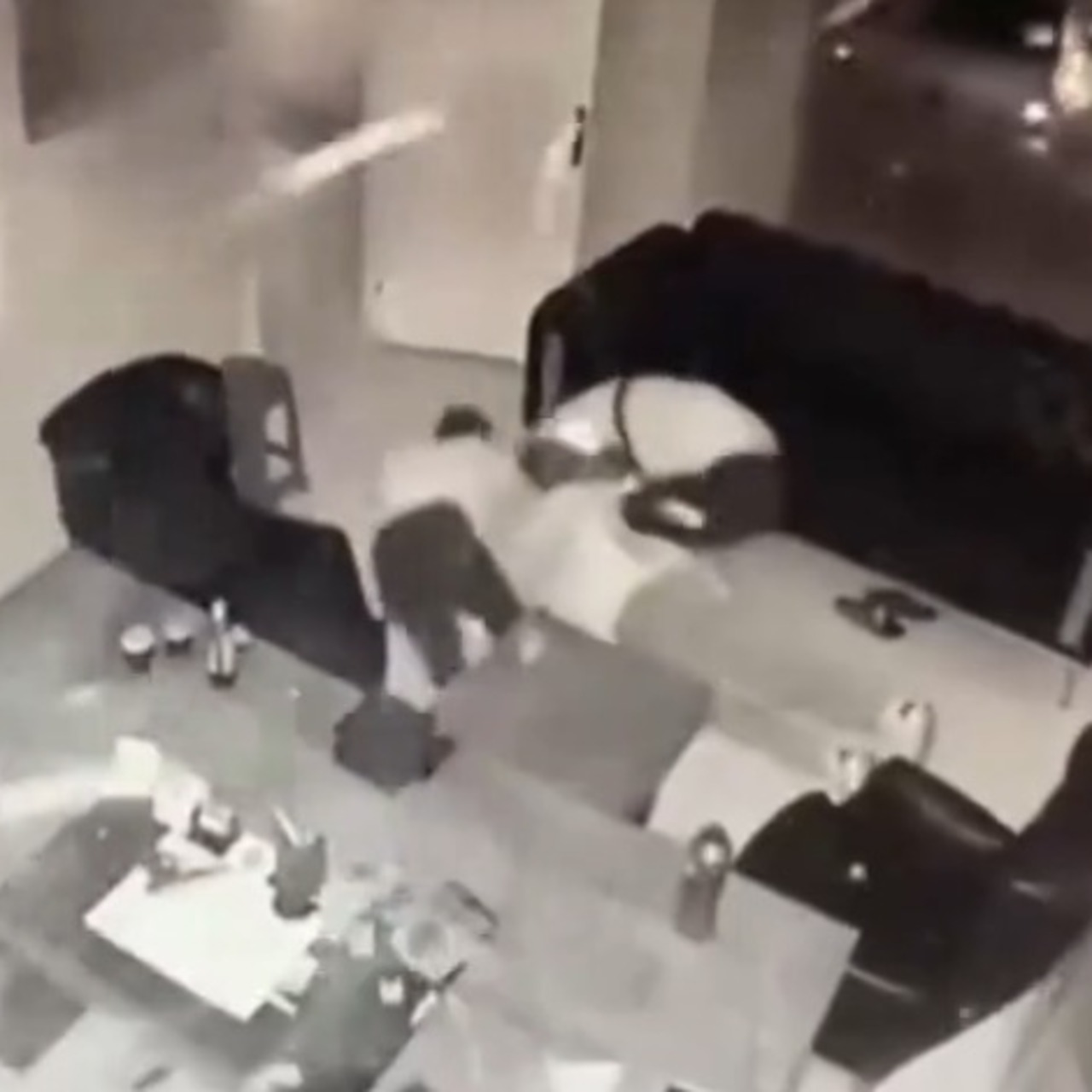 Kıskançlık yüzünden tetikçi tutmuş!