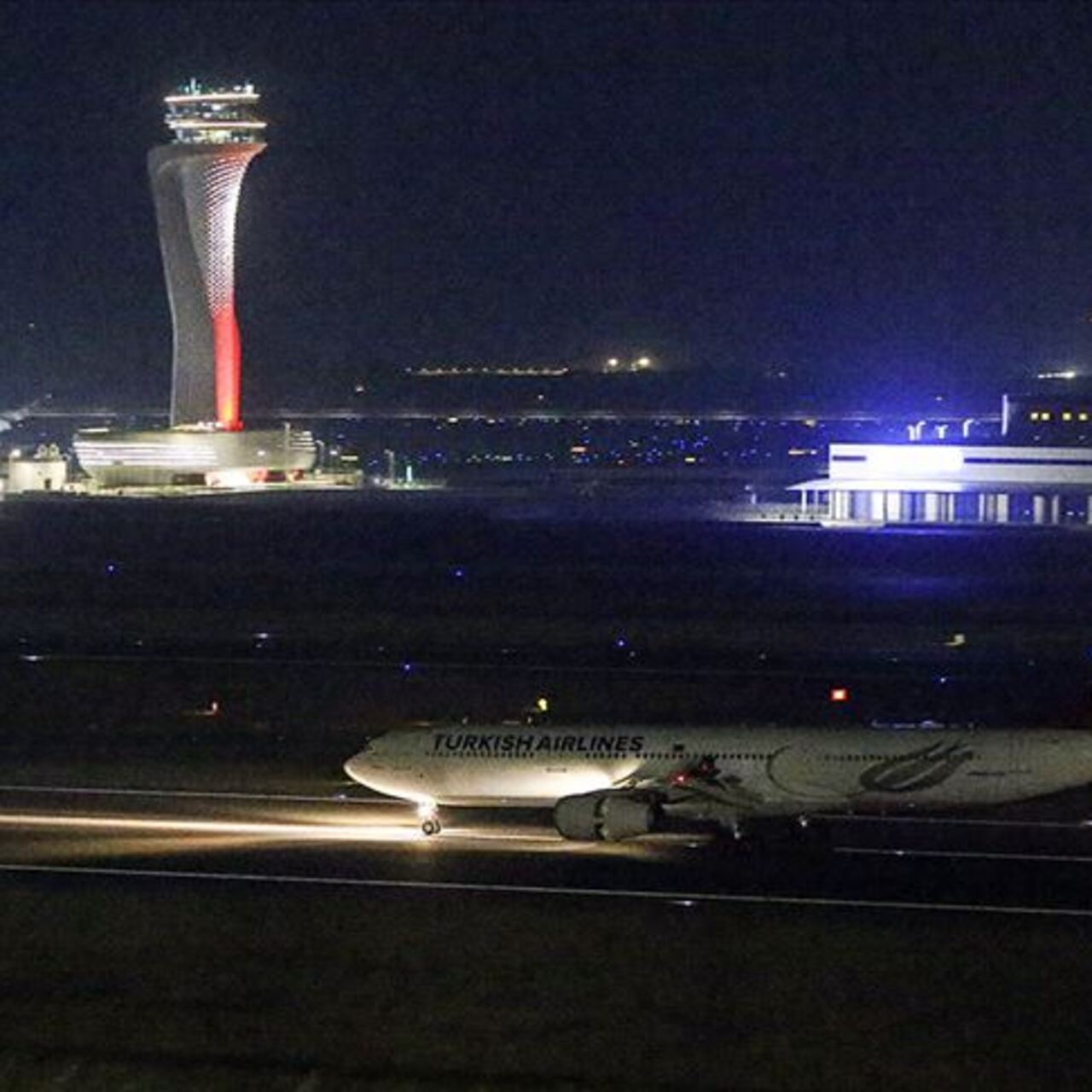 3 milletvekili Türkiye’ye döndü