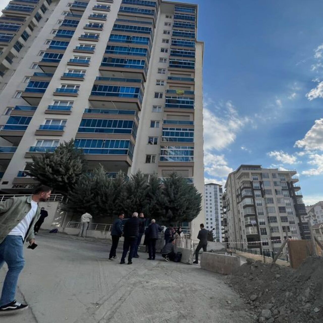 Ankara’da 17 katlı bina tahliye edildi