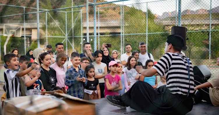 “Bir Anadolu Şenliği” bereketi! Beş şehirde 898 bin 608 kişi sanatla buluştu