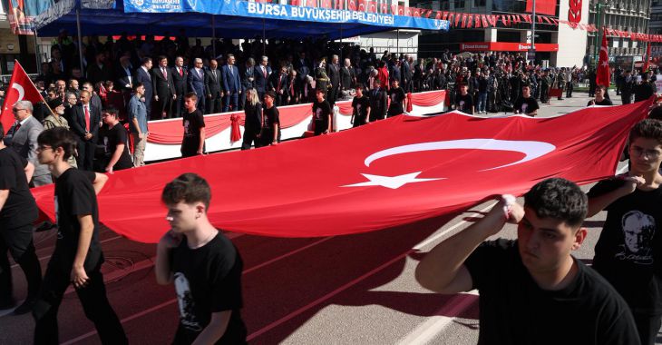 Bursa’da Cumhuriyet Bayramı coşkusu