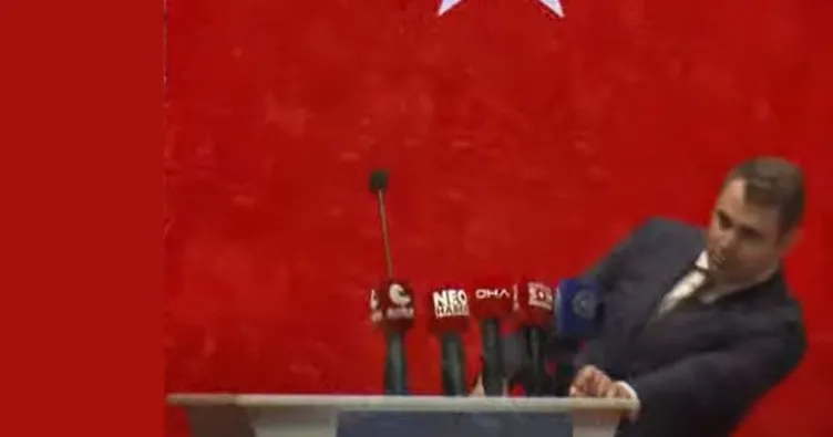 CHP İzmir kongresinde şok! Başkan adayı Çağatay Güç kürsüde bayıldı