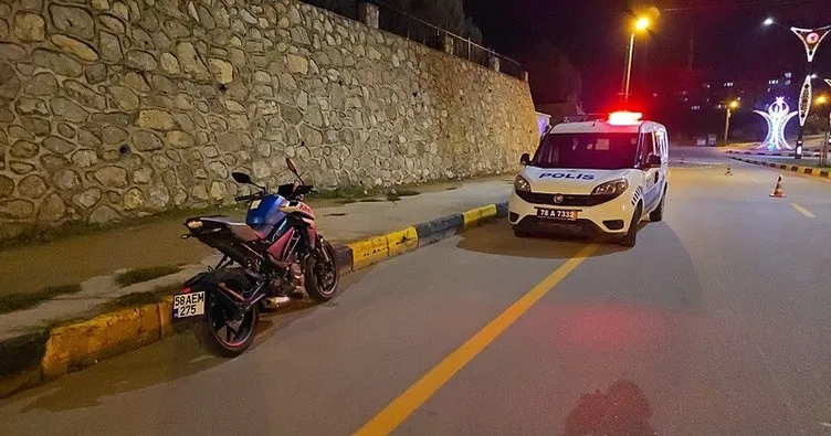 Ehliyetsiz motosiklet sürücüsü kaza yaptı: 1 ölü, 1 ağır yaralı