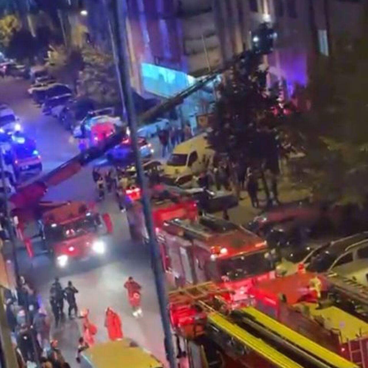 Eski eşinin evini ateşe verdi! 3’ü ağır 7 yaralı