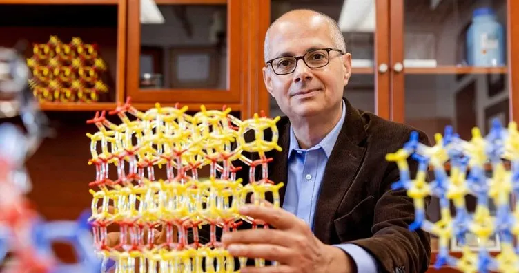 Mülteci kampından Nobel sahnesine