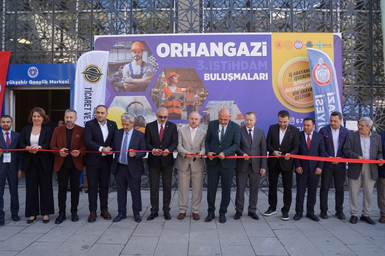 . Orhangazi İstihdam Buluşmaları İş Arayanlarla İşverenleri Buluşturdu