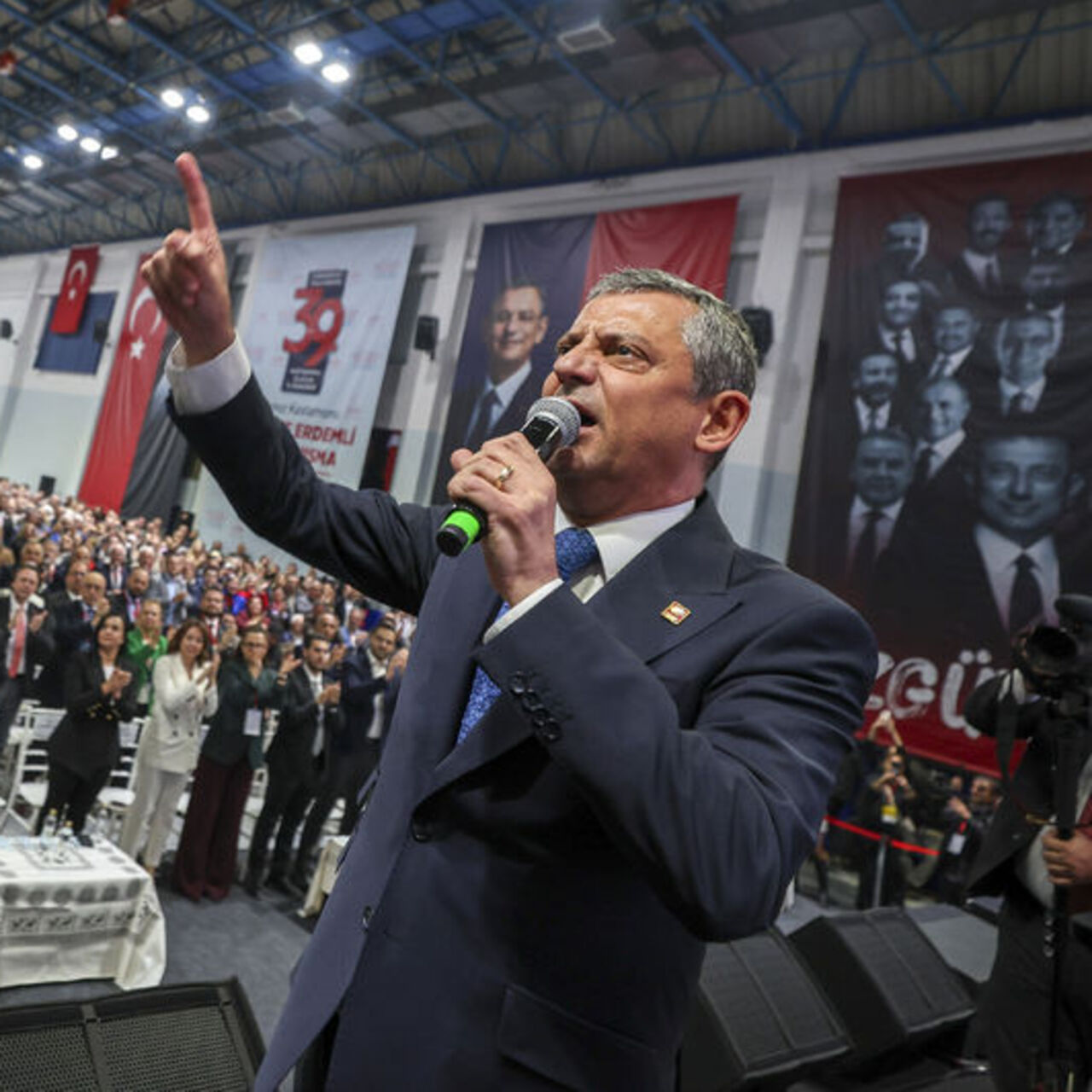 Özel: Bizi çıldırtmak için dört teğmeni ordudan ihraç ediyorlar