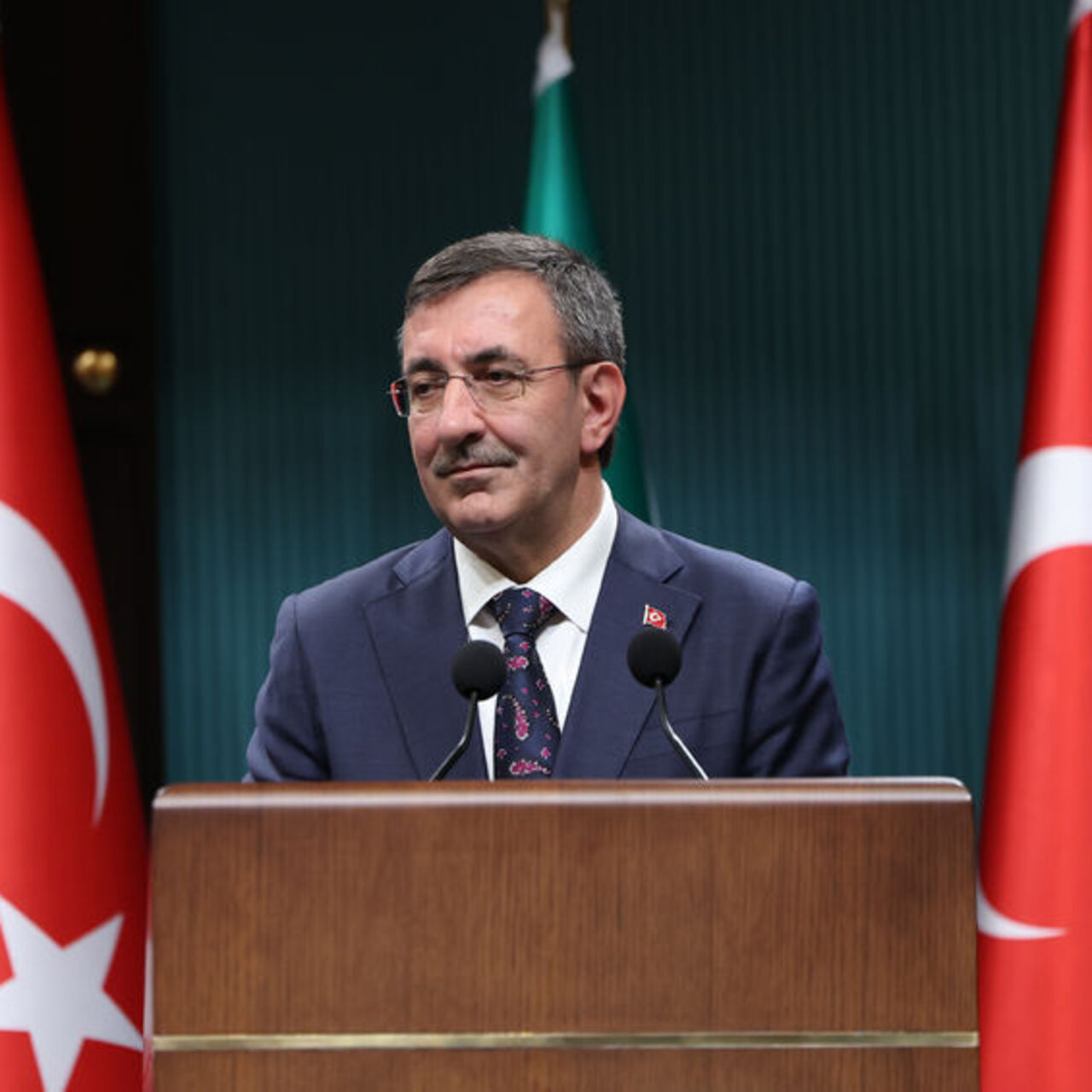 Özel’e tepki: Milli iradeye saygısızlık