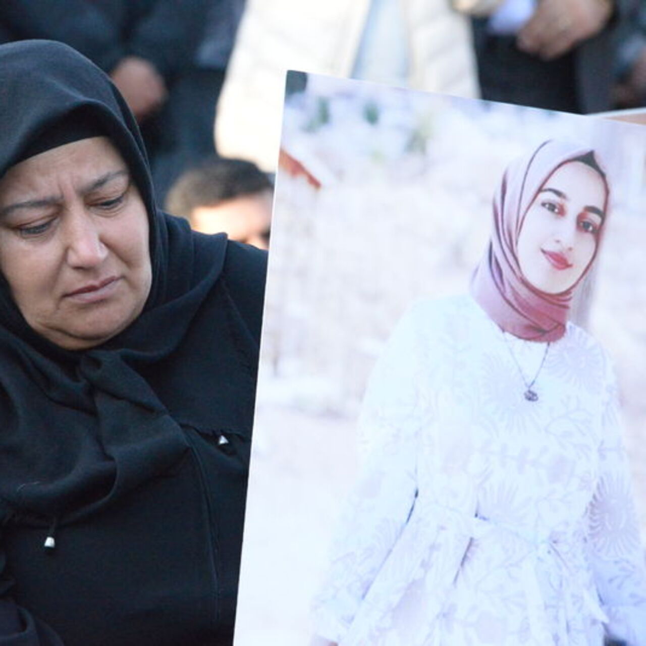 Rojin Kabaiş için adalet yürüyüşü