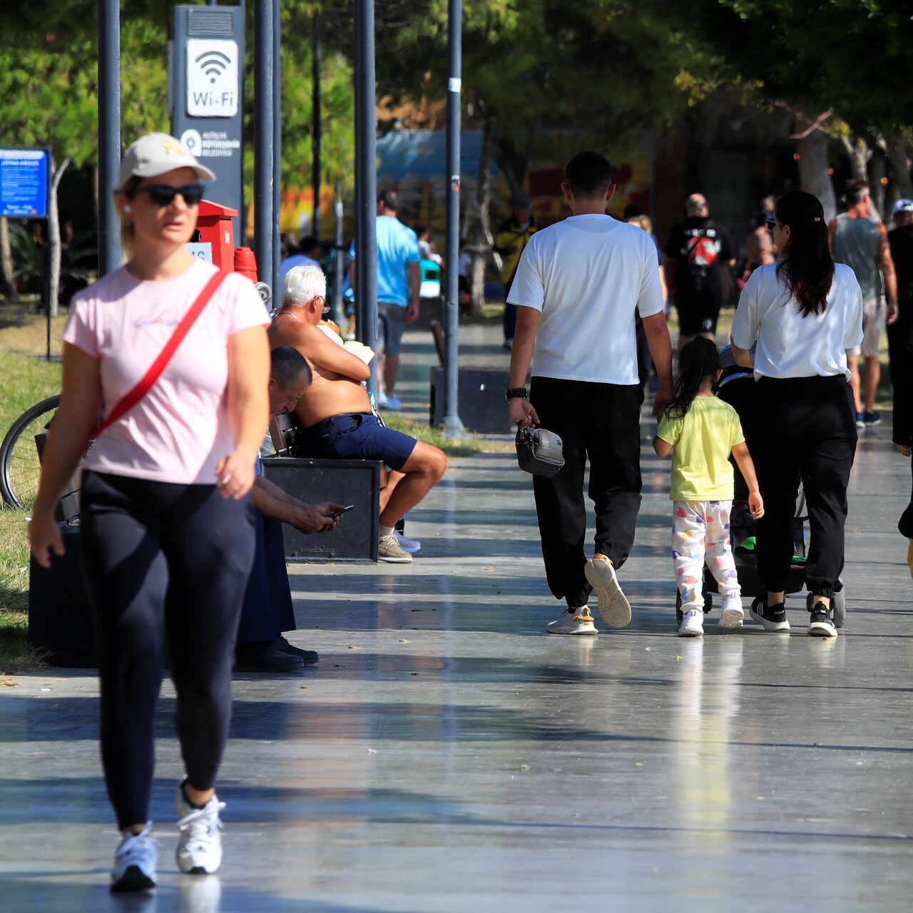 Yağış yok, sıcaklıklar mevsim normali üzerinde