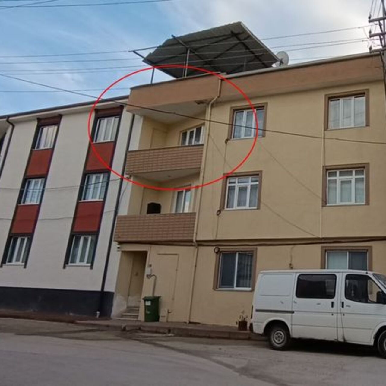 2 yaşındaki Veysel balkondan düştü