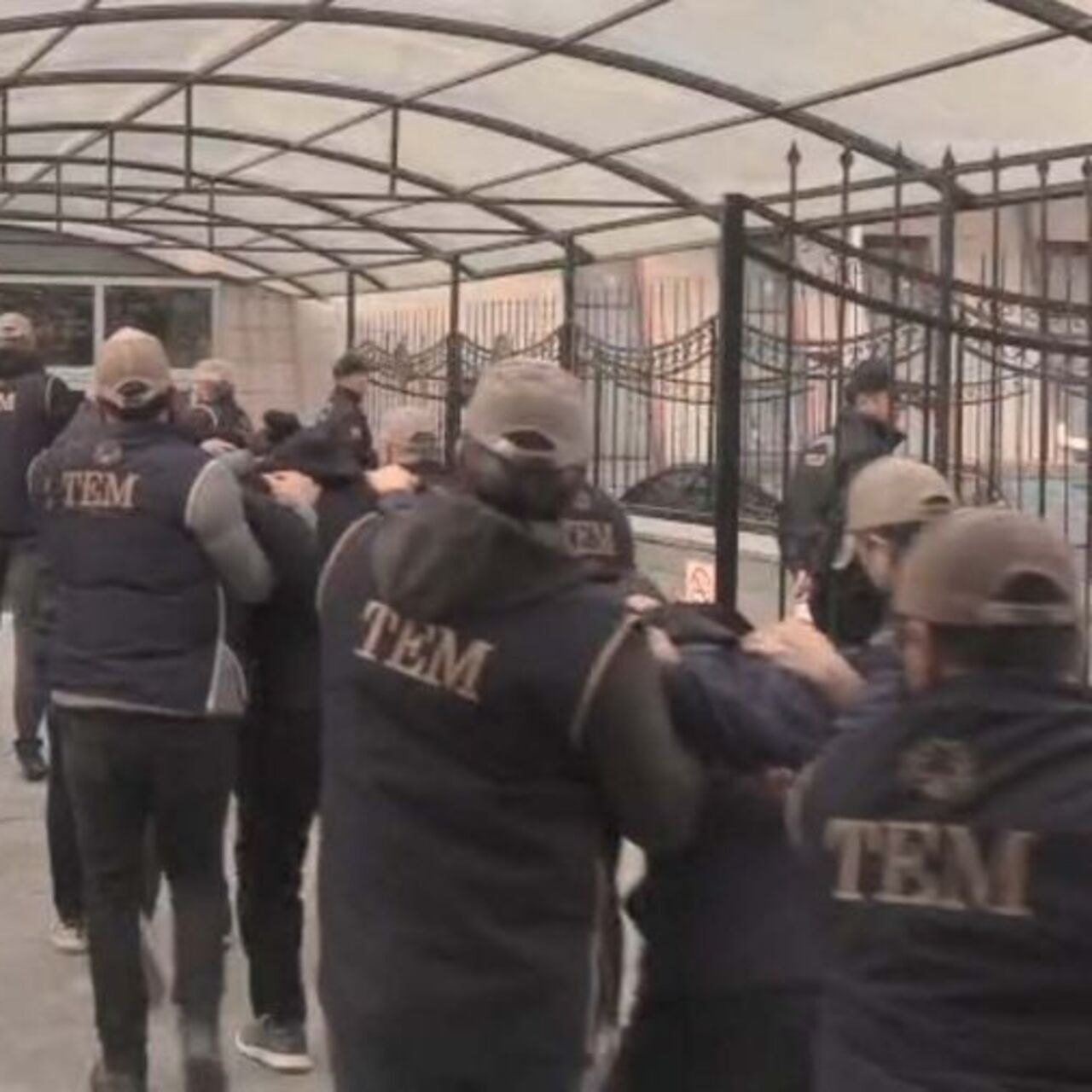 4 ilde DEAŞ operasyonu: 16 tutuklama