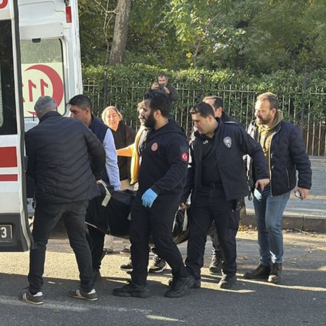 Annesi ile ağabeyini ‘Pompalı’yla katletti!