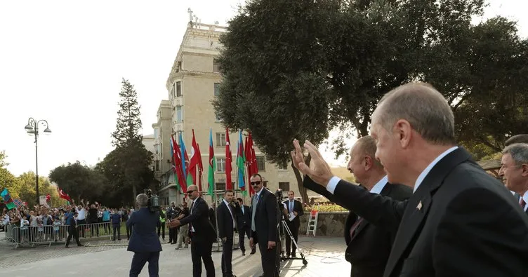 Başkan Erdoğan Zafer Günü kutlamaları için Bakü’de! Karabağ Zaferi töreninde önemli açıklamalar: Zaferimiz kutlu olsun!