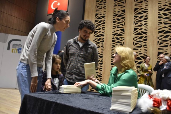 KARACABEY BELEDİYESİ’NDEN KİTAP OKUMA KULÜBÜ VE DÜŞÜNCE ATÖLYESİ