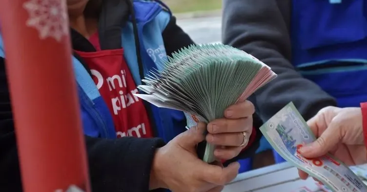 Milli Piyango Yılbaşı Çekilişi Büyük İkramiye Tutarı 2025: Milli Piyango tam, yarım, çeyrek bilet fiyatları ne kadar? Yılbaşı özel çekiliş heyecanı başlıyor!
