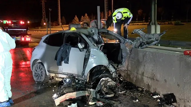 SON DAKİKA: Tuzla gişelerinde feci kaza! 27 yaşındaki asistan doktor Semih Savran hayatını kaybetti