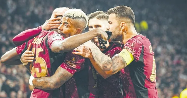 Savulun! Türkler geliyor