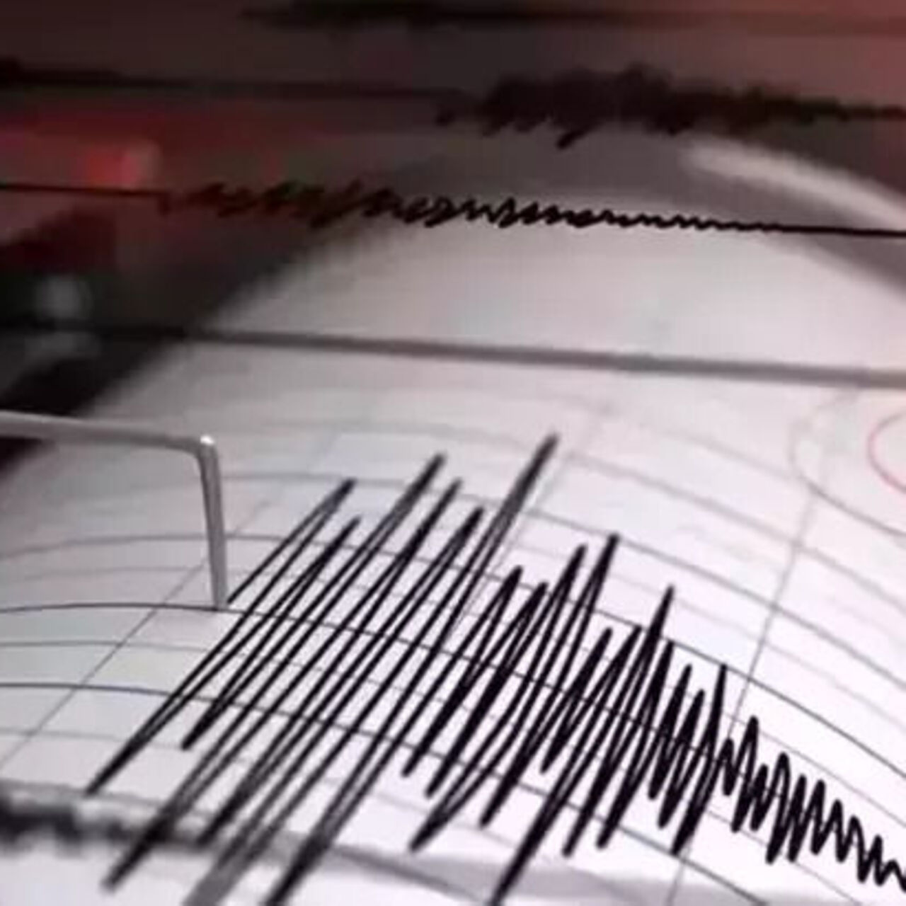 Sındırgı 3,9’la sallandı