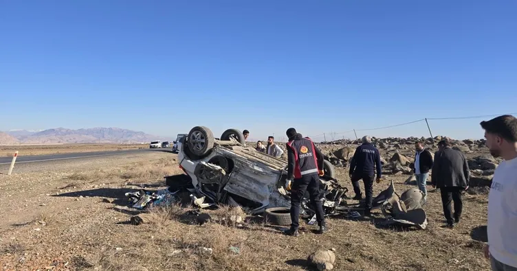 Şırnak’ta otomobil ile hafif ticari araç çarpıştı! 7 yaralı