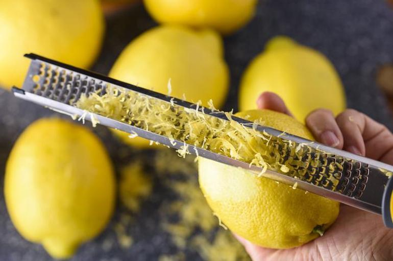 Mutfakta ferahlık, ciltte peeling etkisi Limon kabukları bakın ne işe yarıyormuş
