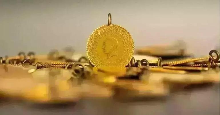 13 ARALIK 2025 CANLI ALTIN FİYATLARI: Gram Altın Ne Kadar Çeyrek Altın, Yarım Altın, Cumhuriyet Altını Ne Kadar İşte altın fiyatlarında son durum