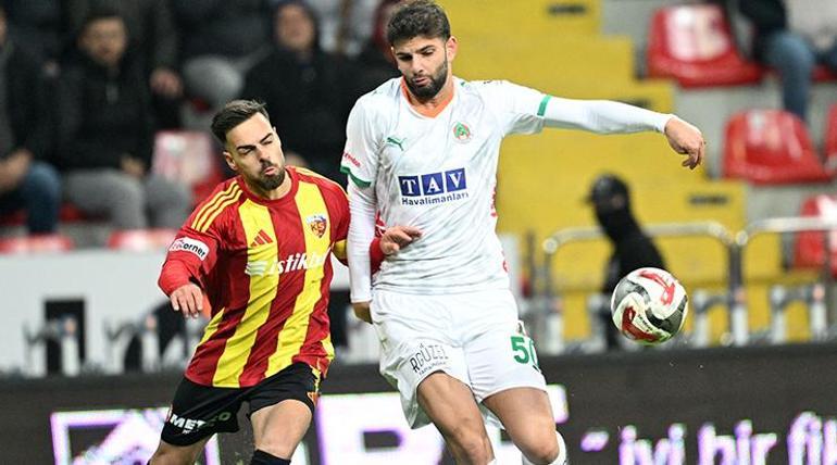 Kayserispor – Alanyaspor maçında sessizlik bozulmadı