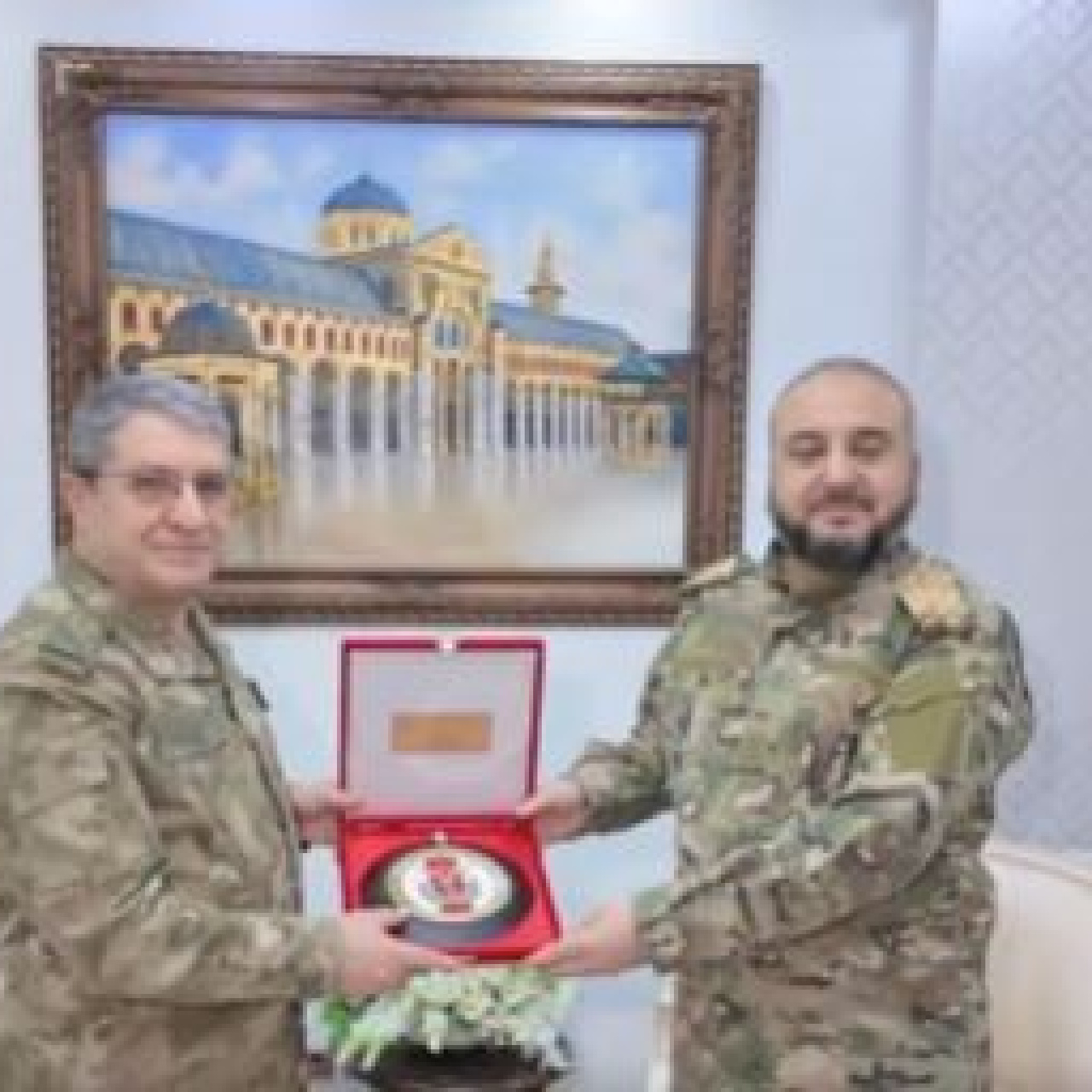 Bayraktaroğlu Suriyeli mevkidaşı ile görüştü