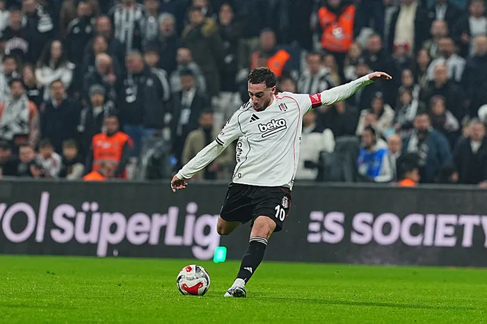 Beşiktaş, Rizespor engelini tek golle geçti!