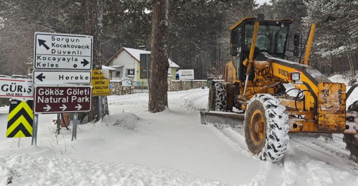 Bursa’da kar yağışı başladı: Büyükşehir ekipleri sahada