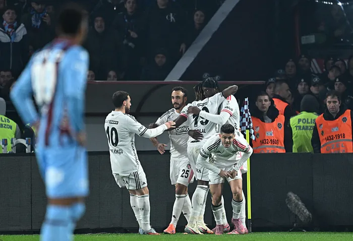 CANLI | Süper Lig’de Beşiktaş – Rizespor maçı!