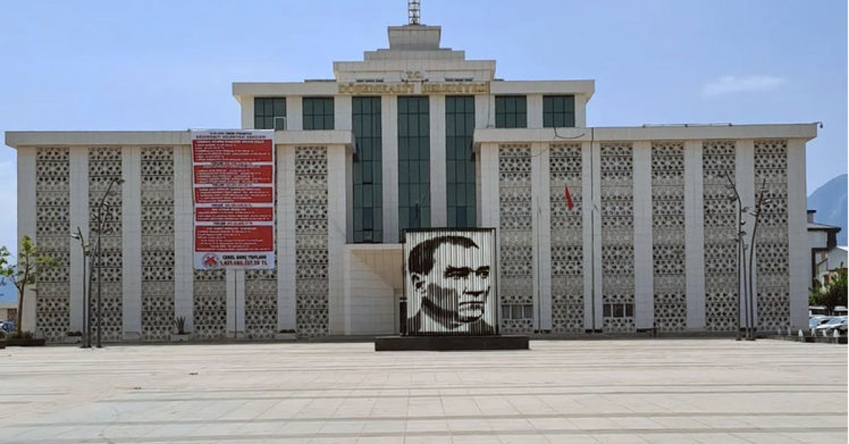 Döşemealtı Belediyesi’ne ihale soruşturması: 4 tutuklama