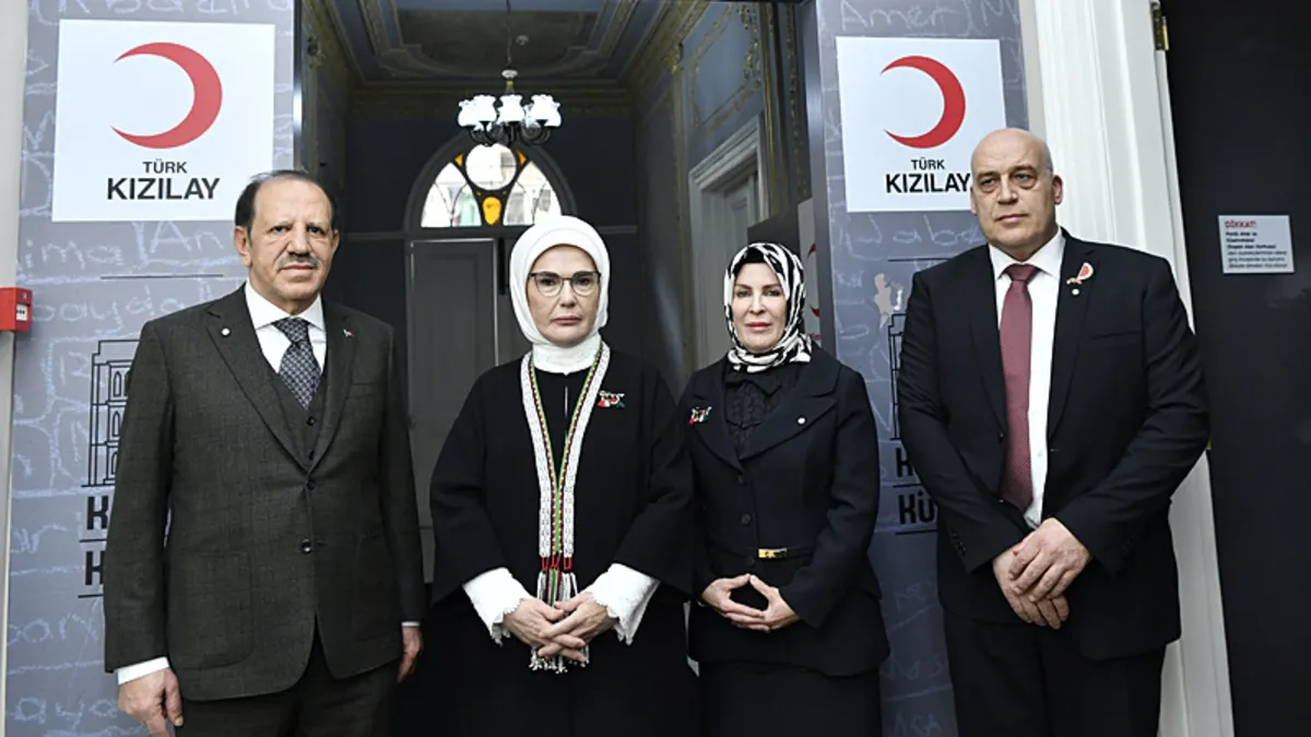 Emine Erdoğan ‘Kalanlar’ Filistin Sergisi’nin açılışında konuştu