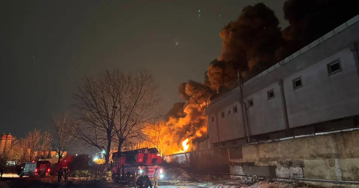 Esenyurt’ta kahve fabrikasında yangın