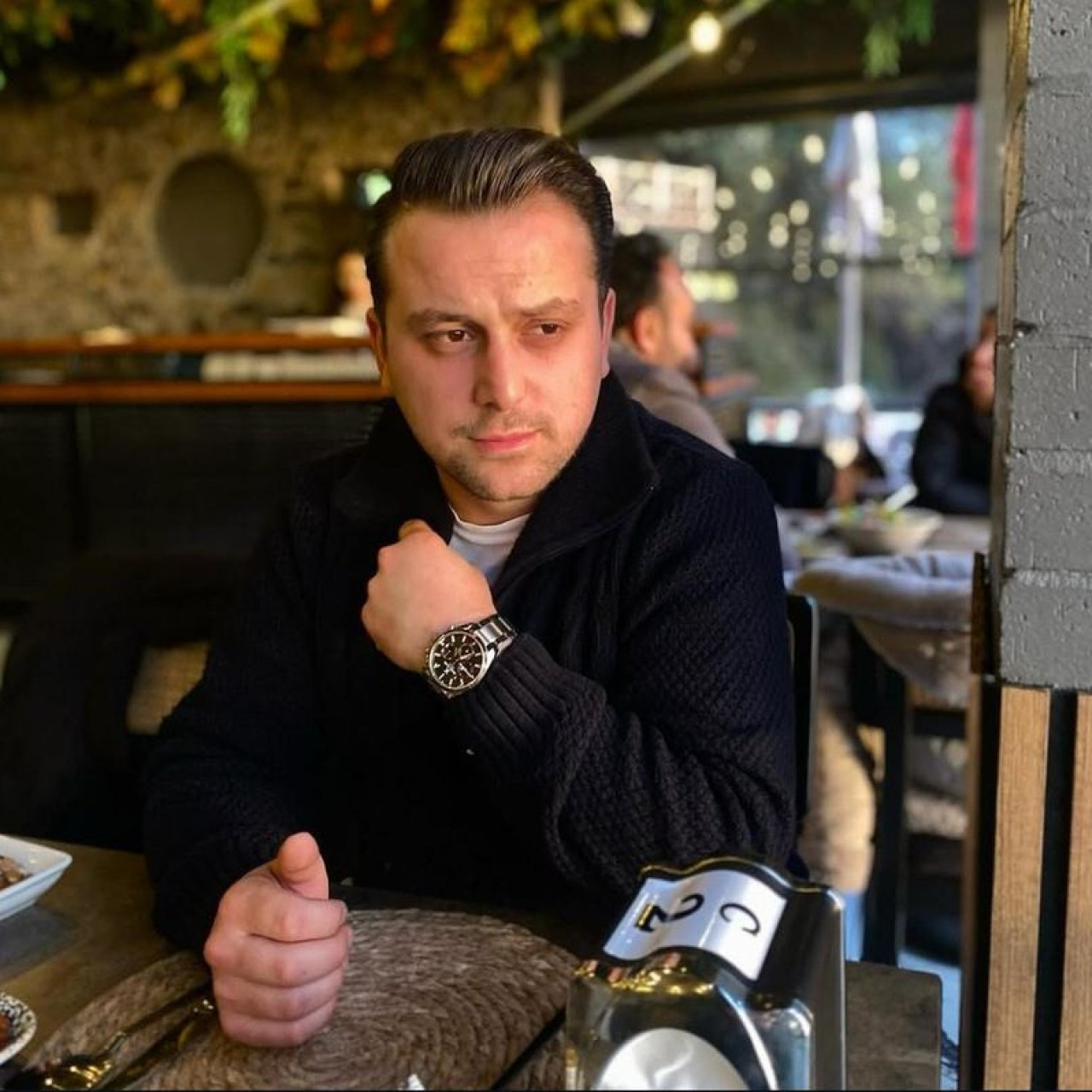 ‘Eşime neden baktın’ dedi, öldürüldü!