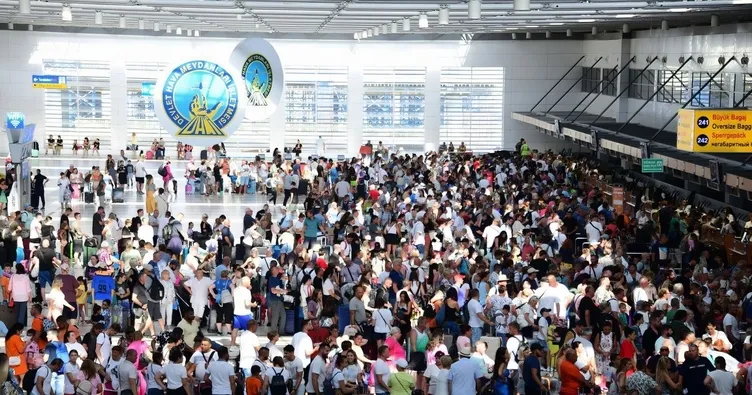 Her gün 9 stadyum dolusu insan akın etti! 11 ayda 229,7 milyon yolcu havayoluyla seyahat etti