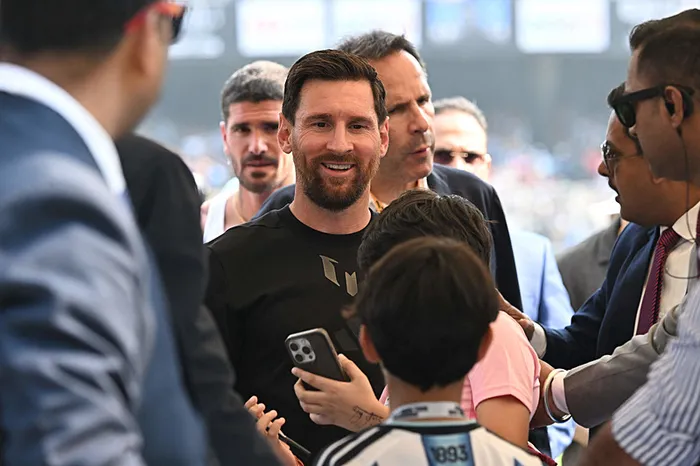 Hindistan’da Lionel Messi izdihamı! Taraftarlar çılgına döndü