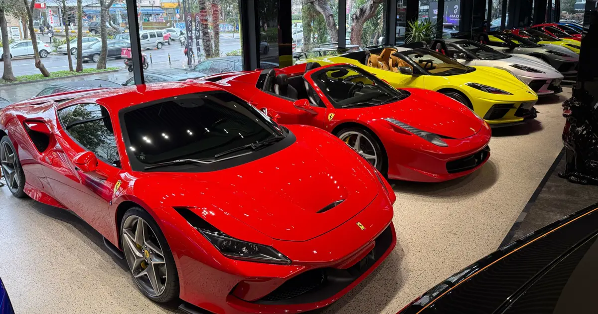 Kadıköy’de büyük vurgun iddiası. Galerici 11 milyar TL ile kaçtı