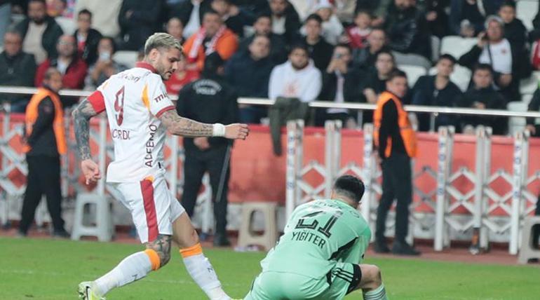 Mauro Icardi, Gheorghe Hagi’yi yakaladı