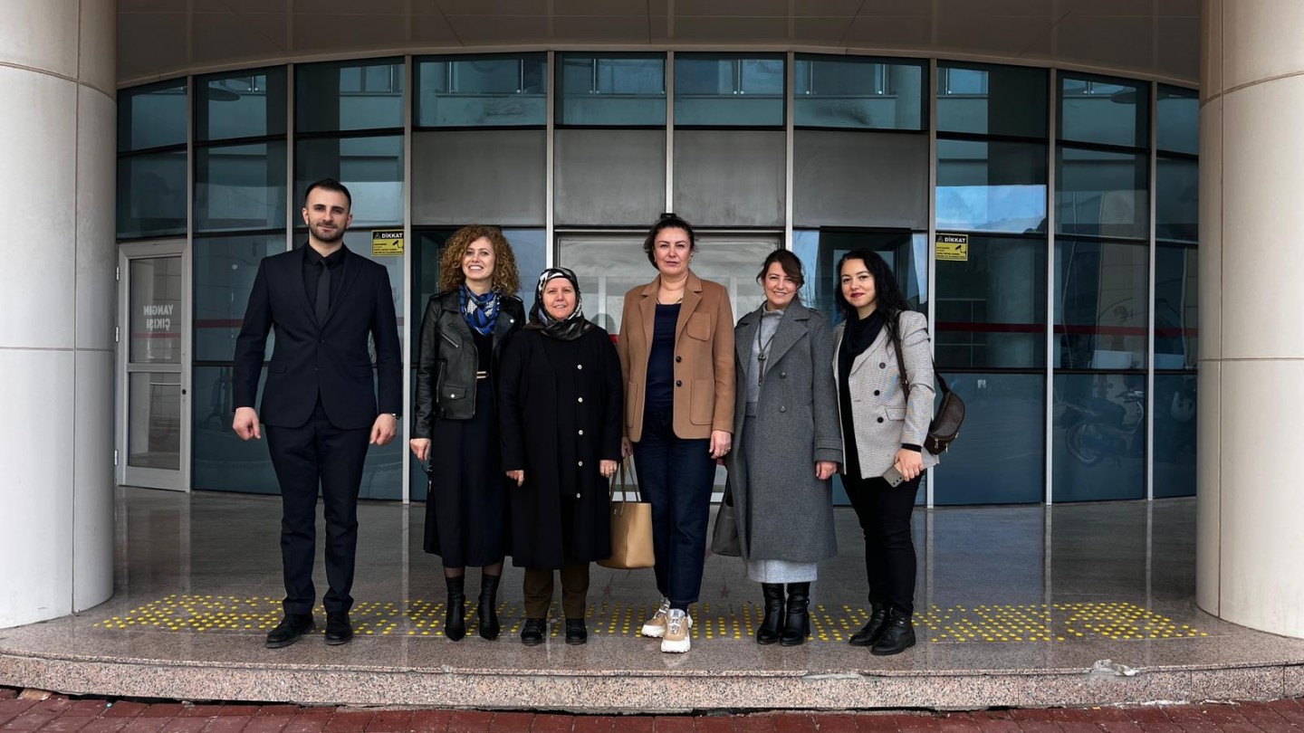 Orhangazi Belediyesi BüyükAile Ekibinden Hastalara Moral Ziyareti