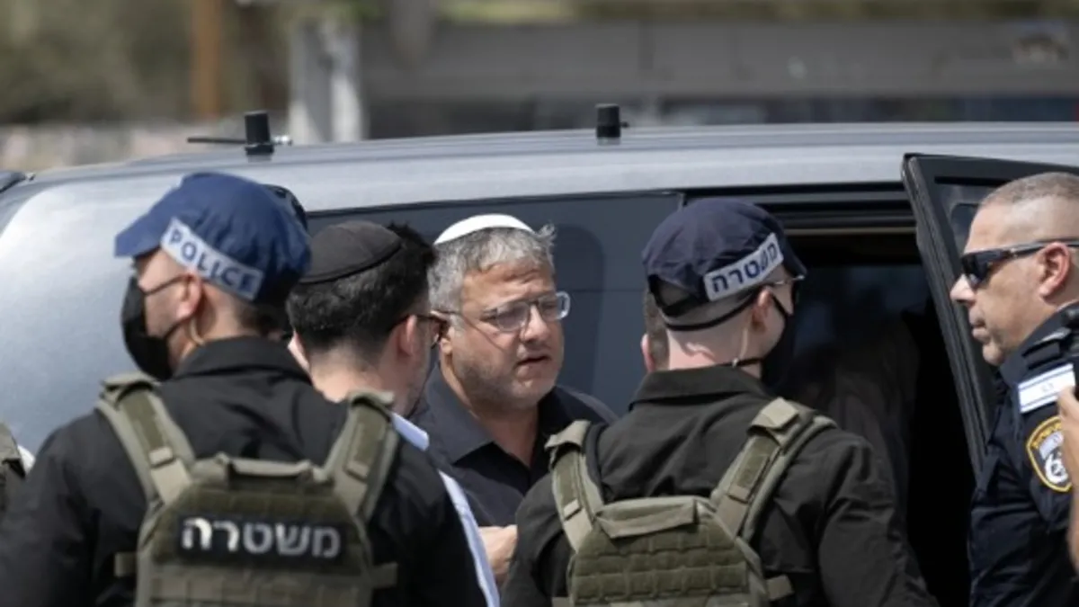 Siyonist Ben-Gvir’e Necef’te şok! Bedeviler tarafından taşlandı