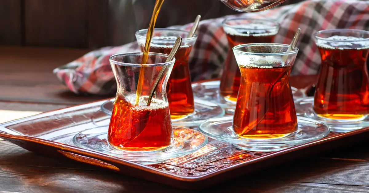 Tavşan kanı çay hilesi ortaya çıktı. Her yudumu zehir olabilir