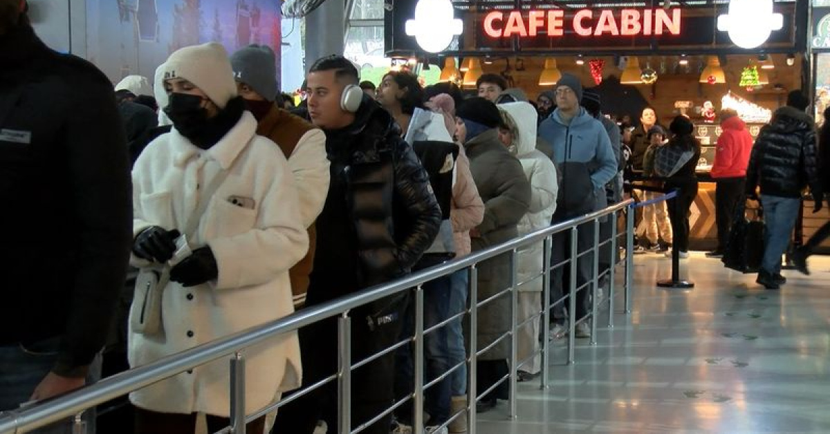 Uludağ’da teleferik kuyruğu