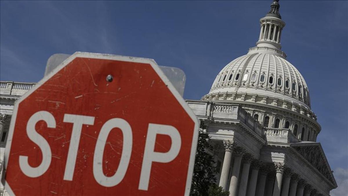 ABD’de bütçe krizi: Federal hükümet kısmi olarak kapandı