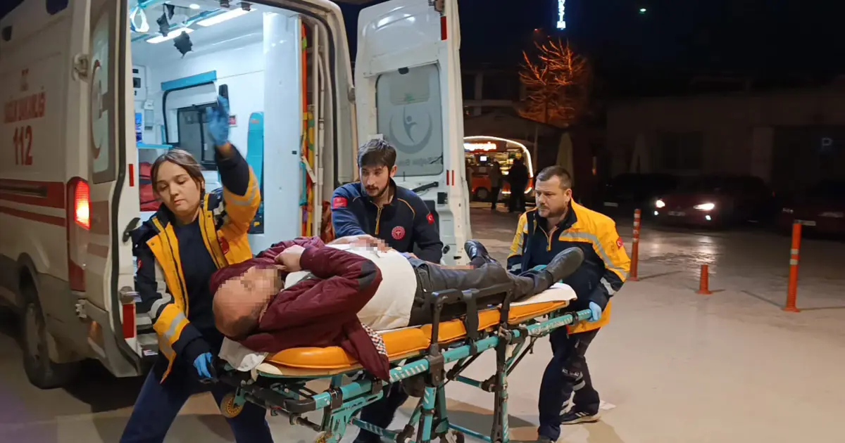 Ablasının eşyalarını almaya geldi, bacağından vuruldu